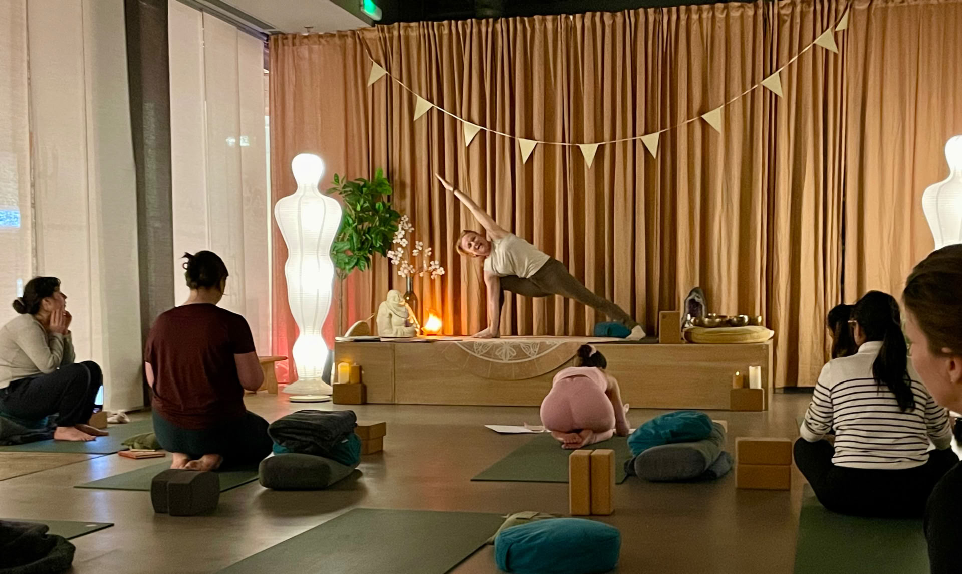 200-timmars yogalärarutbildning Breda