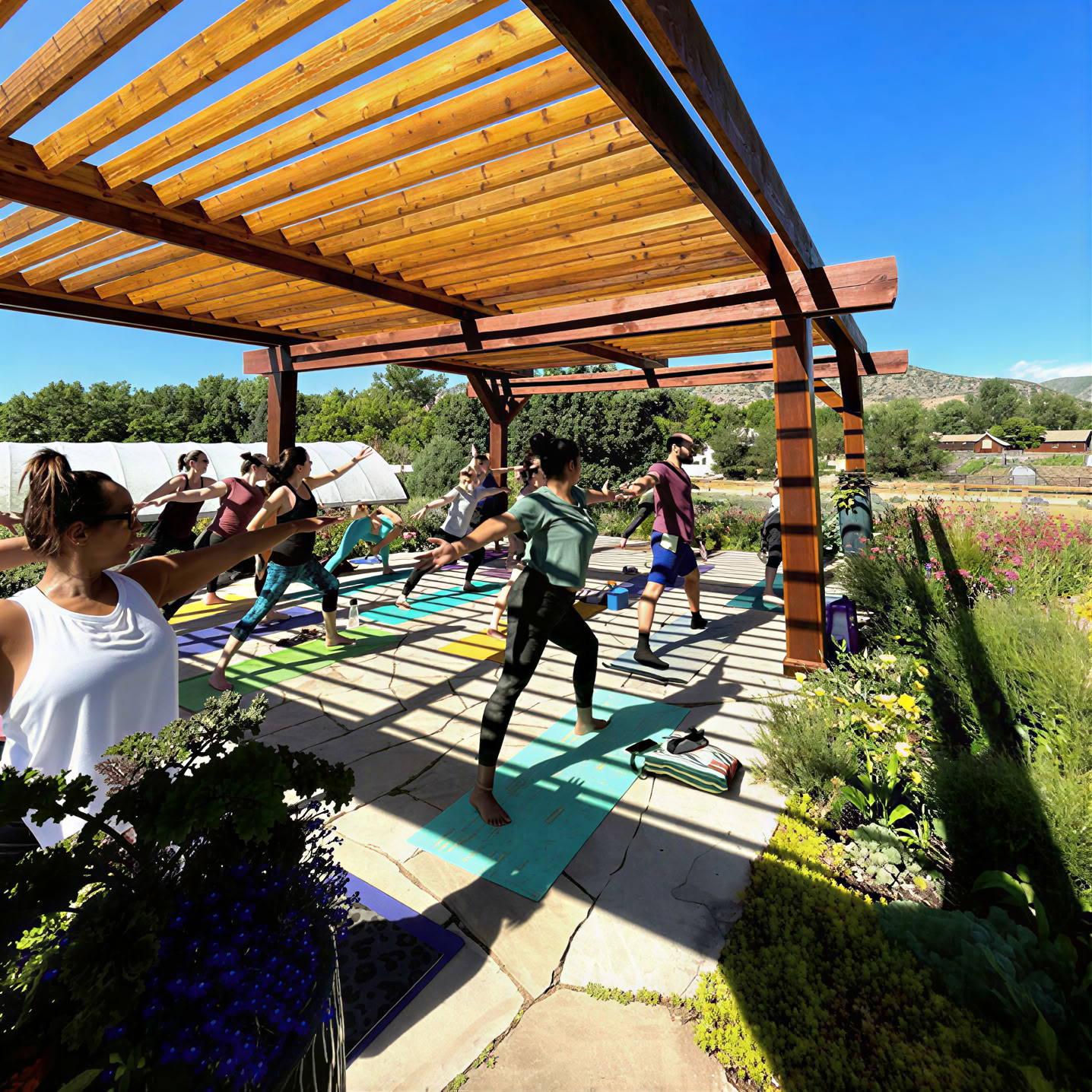 Solnedgångsyoga på takterrass | Denver