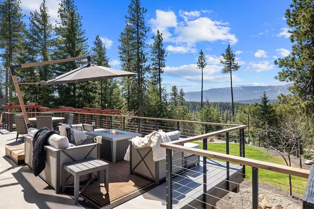 Yoga-, vandrings- och pickleballretreat vid Cascades