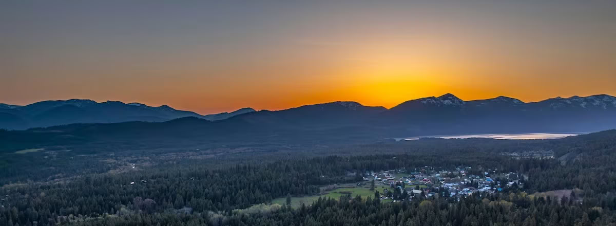 Yoga-, vandrings- och pickleballretreat vid Cascades