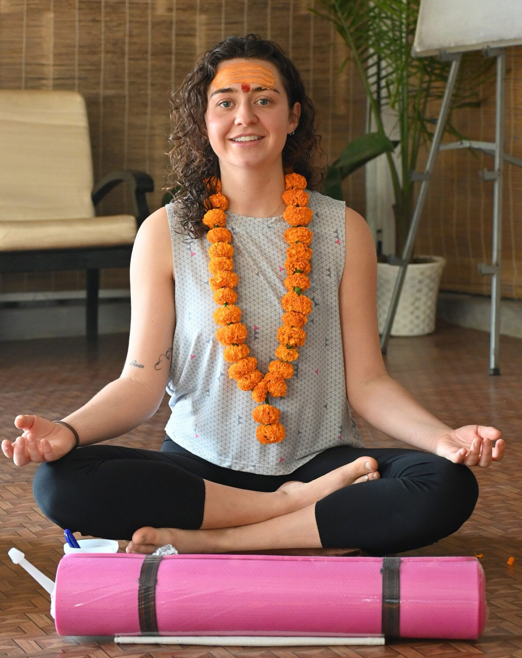 100 timmars yogalärarutbildning i Rishikesh