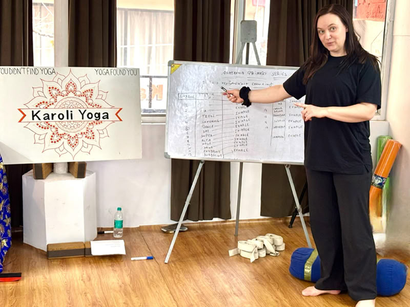200 timmars yogalärarutbildning