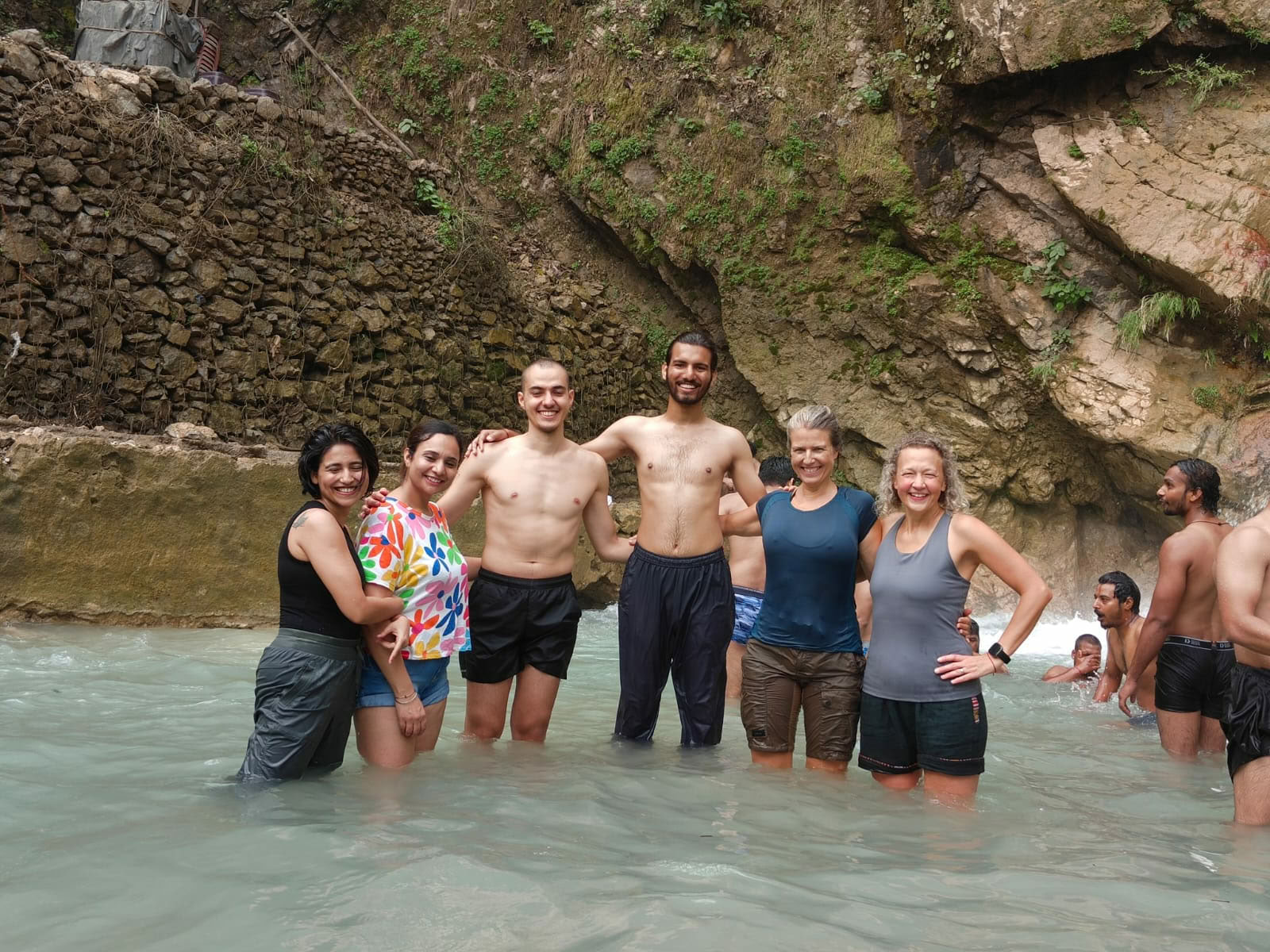 50-timmars Yin- och Yang-yogalärarutbildning i Rishikesh – 1–7 januari 2026