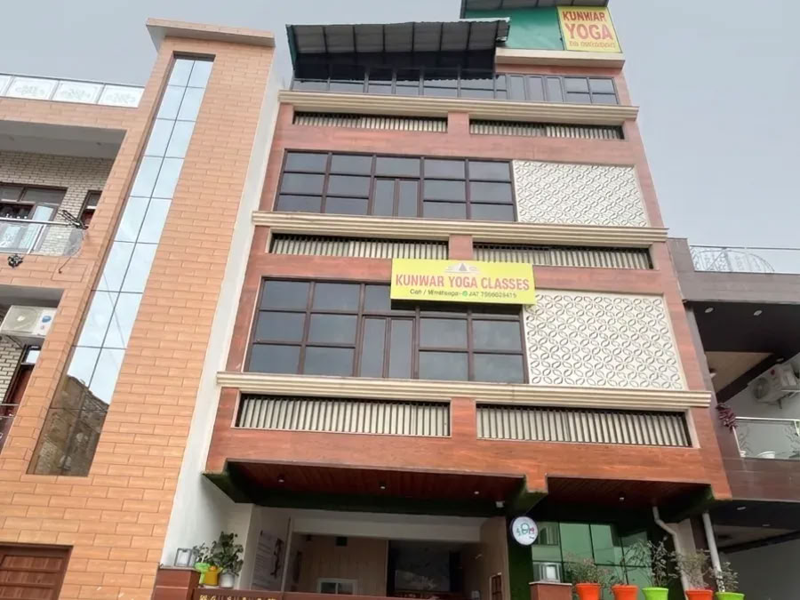300-timmars yogalärarutbildning i Dehradun