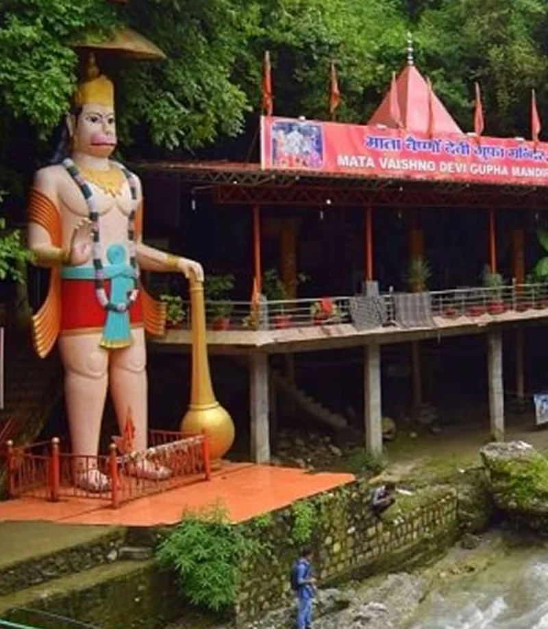 300-timmars yogalärarutbildning i Dehradun