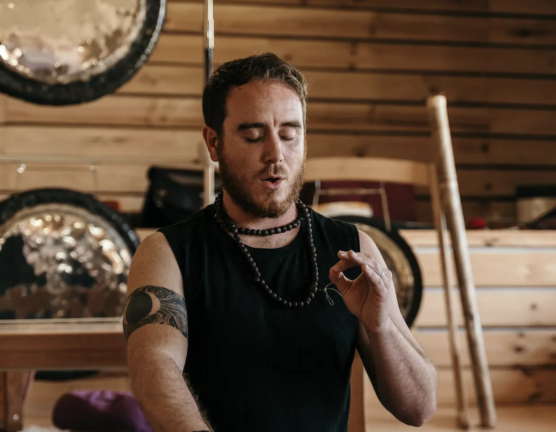 Iyengar-yoga och tystnadsretreat «Antar Mouna, den inre tystnaden»