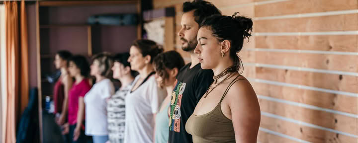 Sommarretreat 2026 | Iyengar-yoga, hatha-kriya och tantra-yoga med Pablo Ferrero