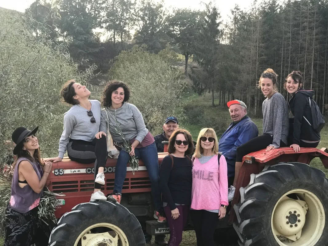 Våryogaretreat i Toscana | Gårdsvistelseupplevelse — Maraviglia Farm Stay i Toscana