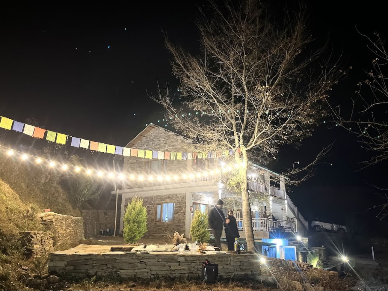 4-dagars stillhetsretreat vid floden i Himalaya i Almora