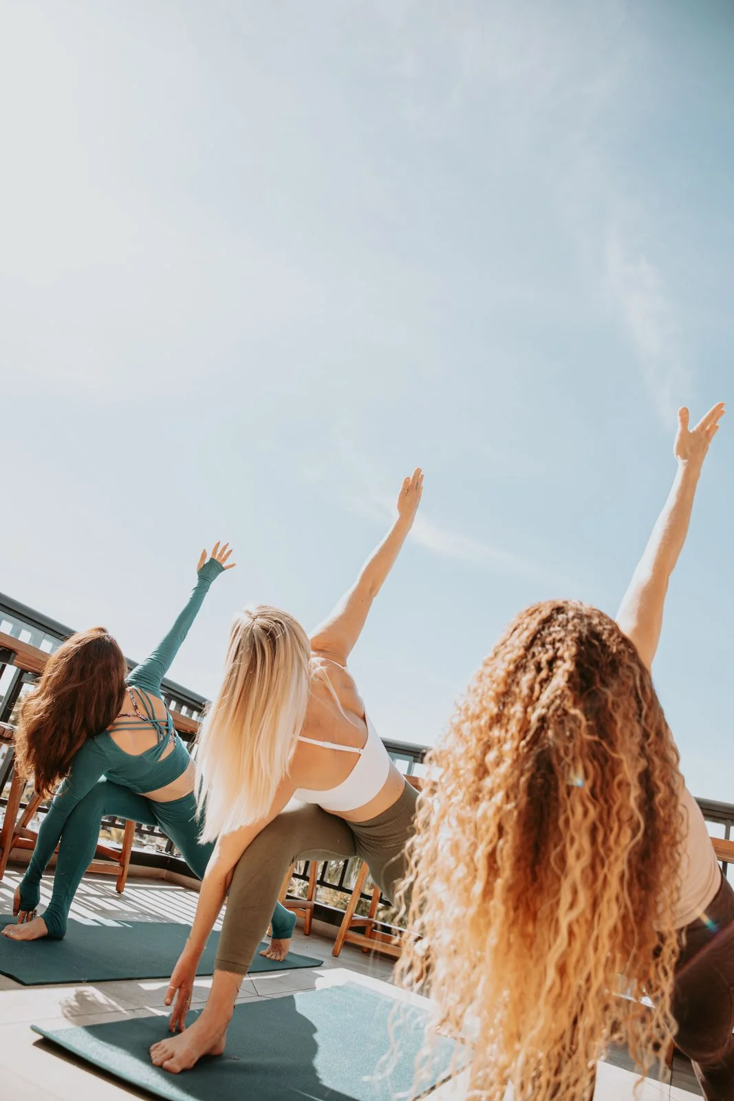 Avkopplande vila: yoga + massageupplevelse