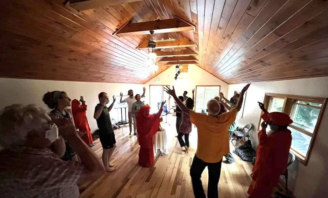 Vårlycka på Ananda Viplava