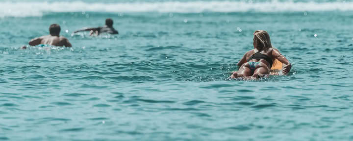 Surf- och retreathälsoläger