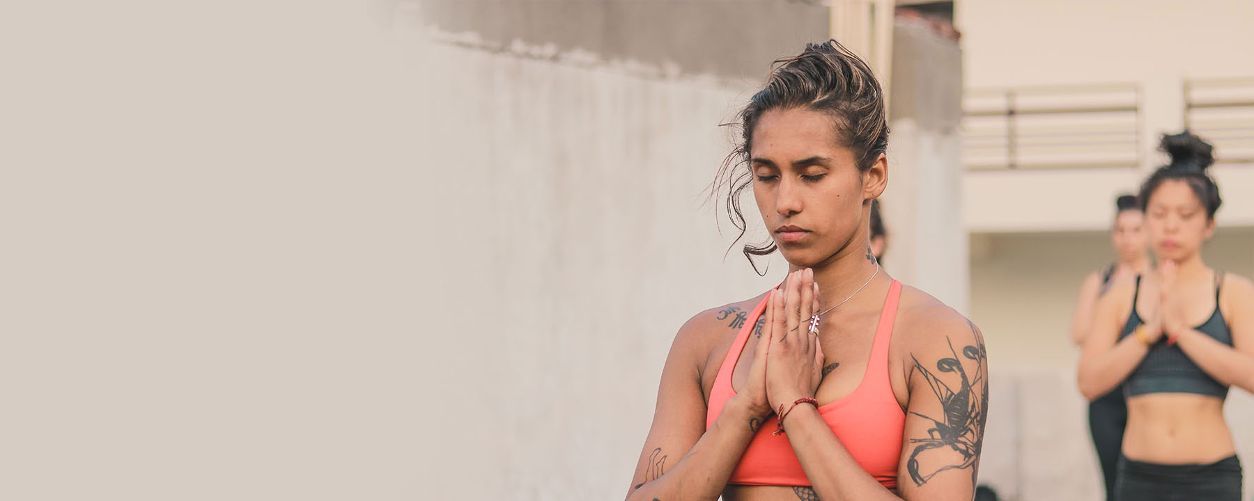 100-timmars yogalärarutbildning i Rishikesh