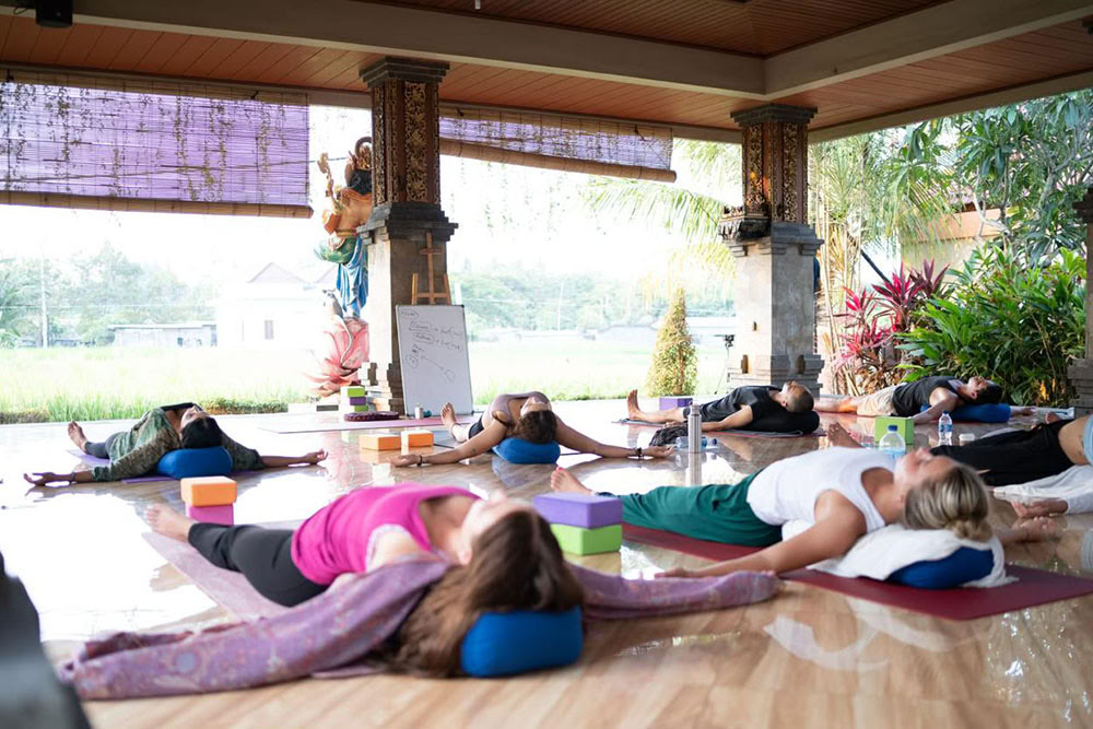 200-timmars Ashtanga Vinyasa-yogalärarutbildning på Bali