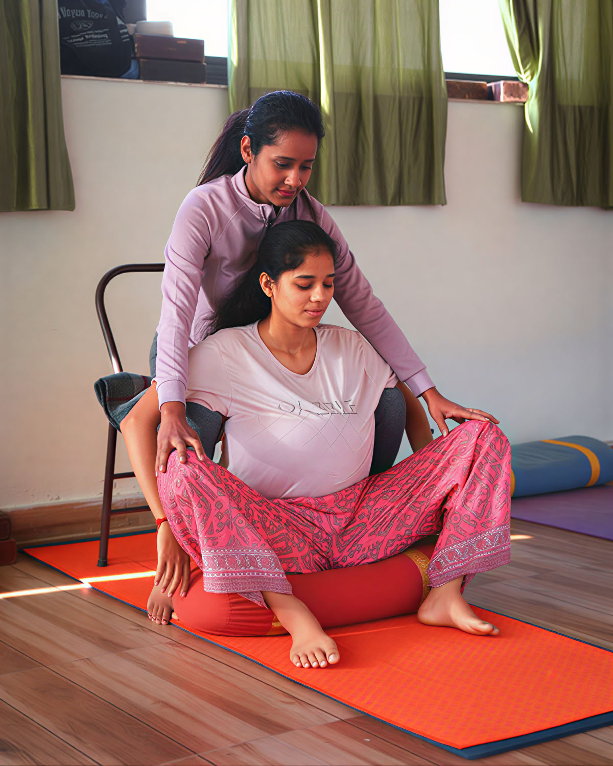Gravid- och postnatal yogalärarutbildning