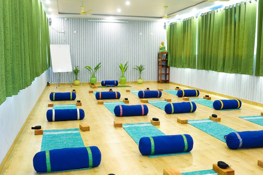 200 timmars yogalärarutbildning i Rishikesh, Indien