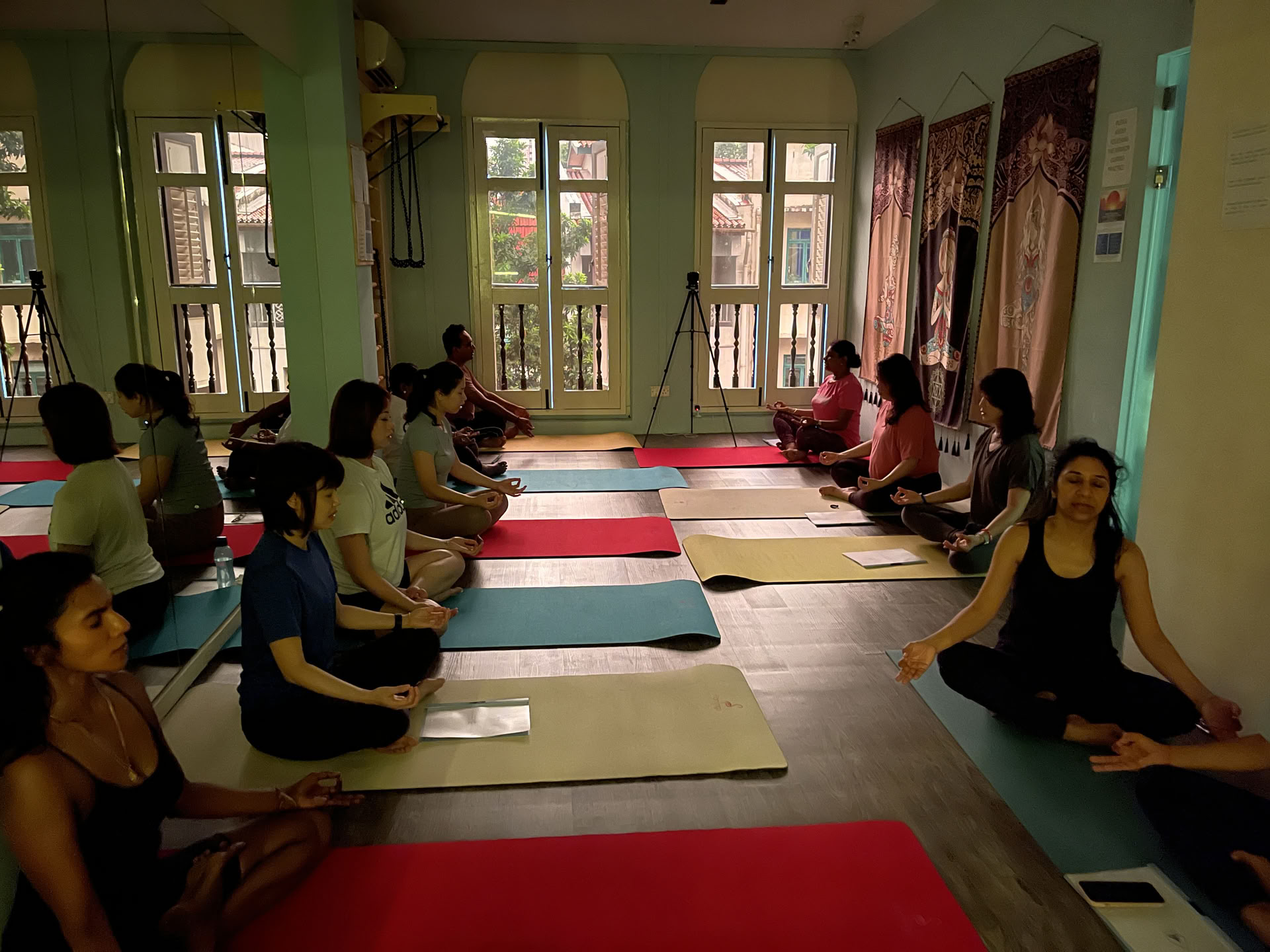 Yogaworkshop om matsmältning och ämnesomsättning i Singapore