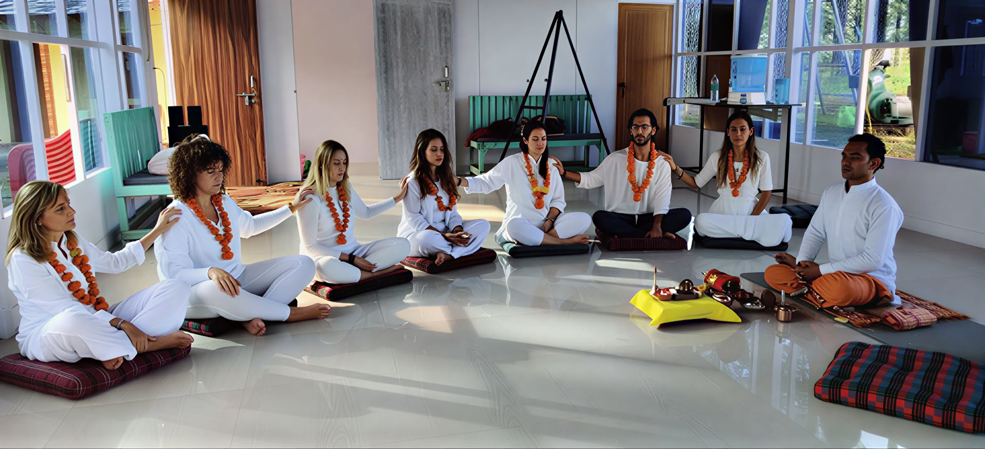300 timmars meditationslärarutbildning i Rishikesh