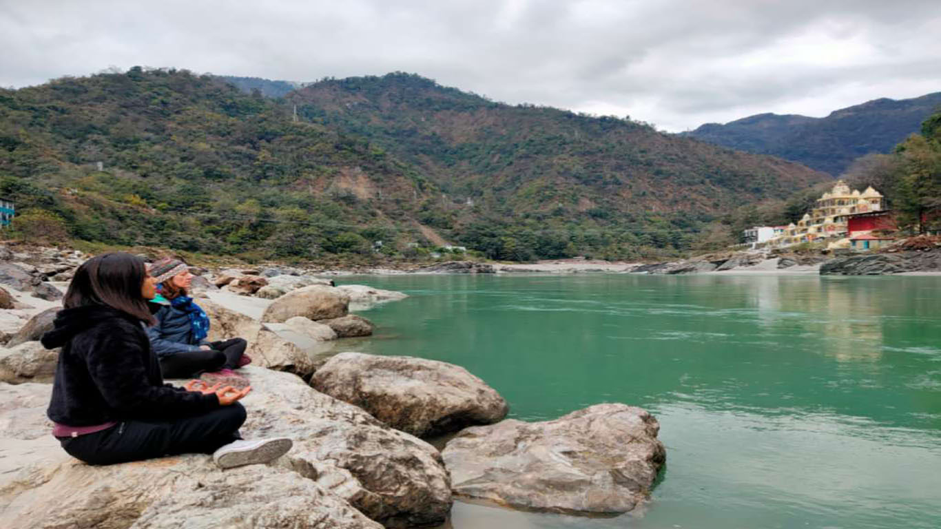 Tyst meditationsretreat i Indien