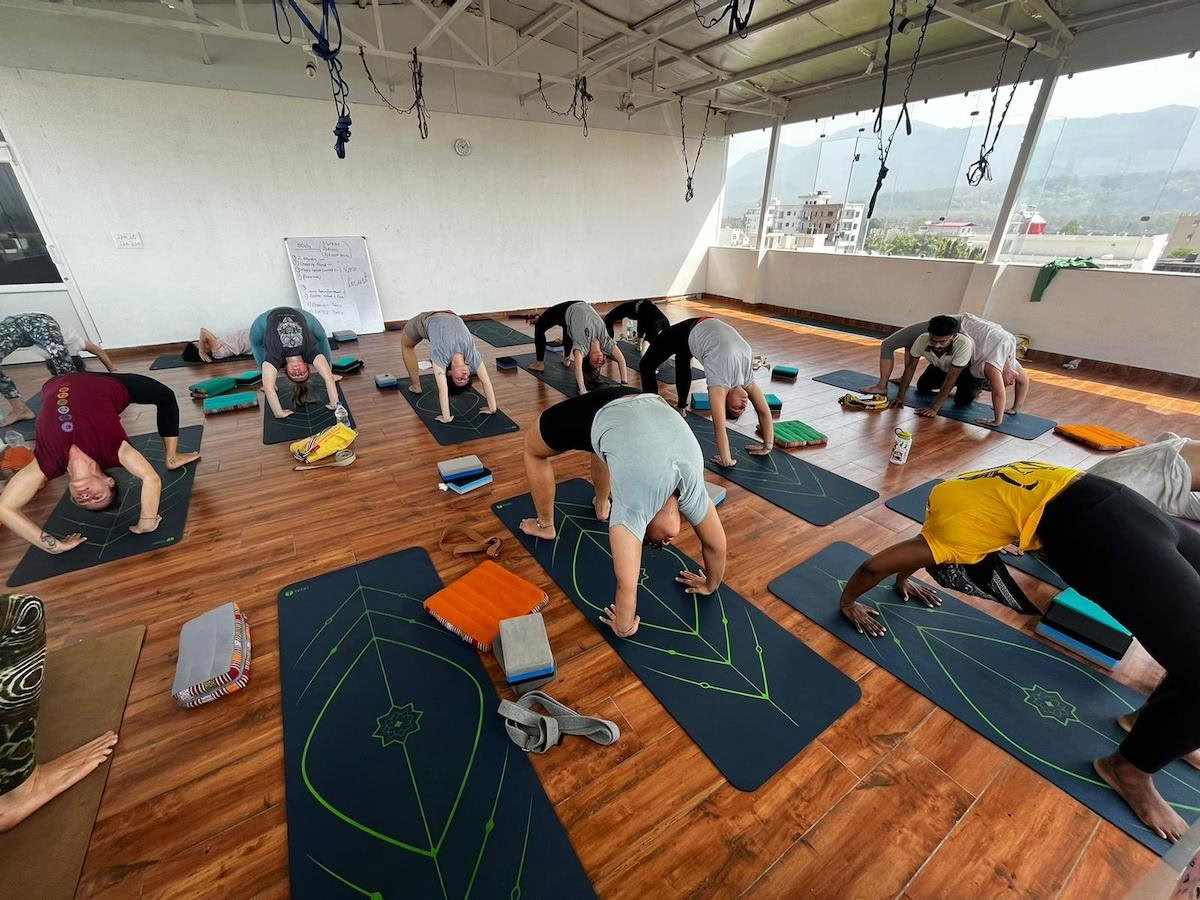 200 timmars lärarutbildning i hatha, ashtanga och vinyasa i Rishikesh