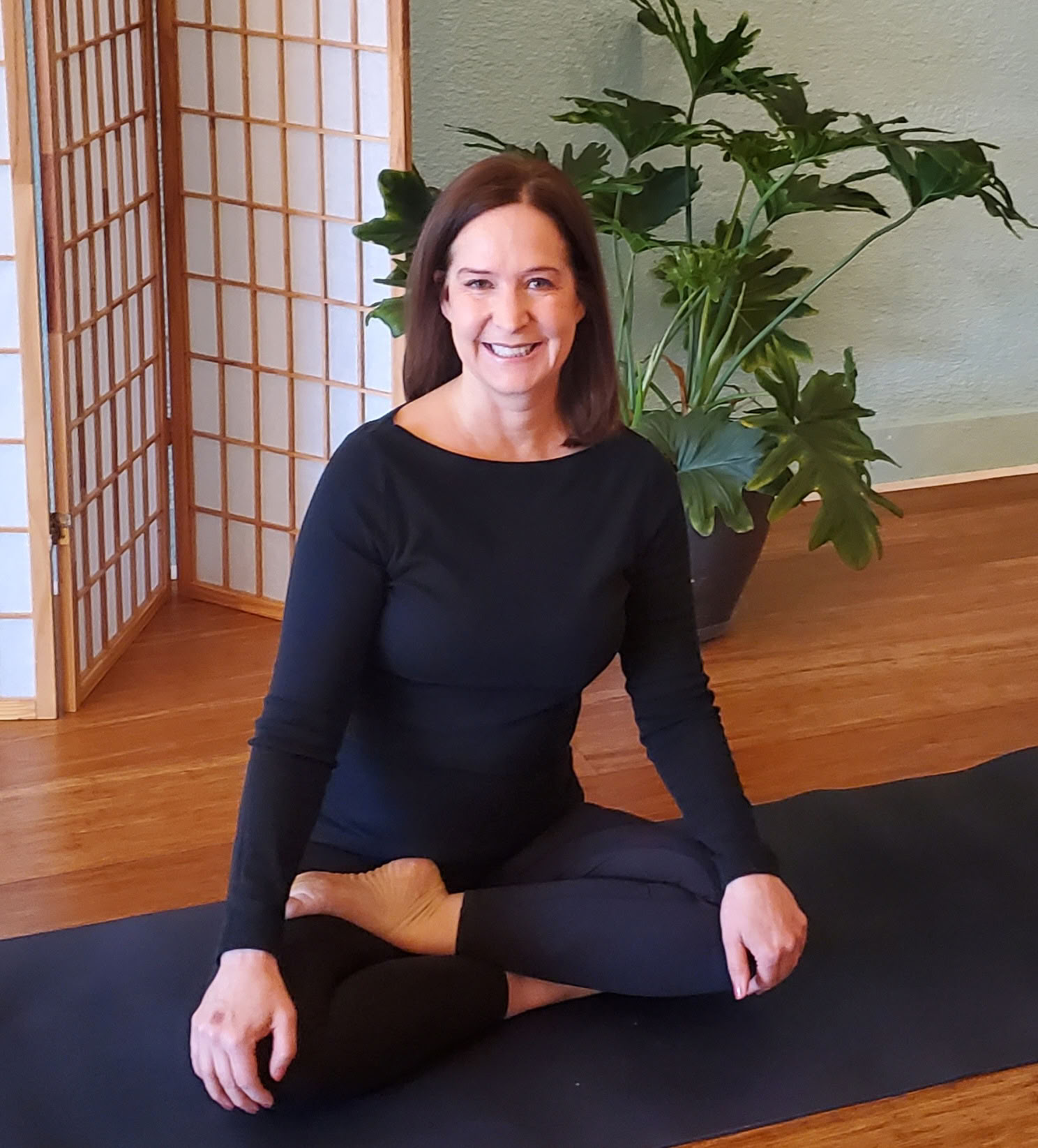Thaimassage och kroppsbehandling 75 minuter