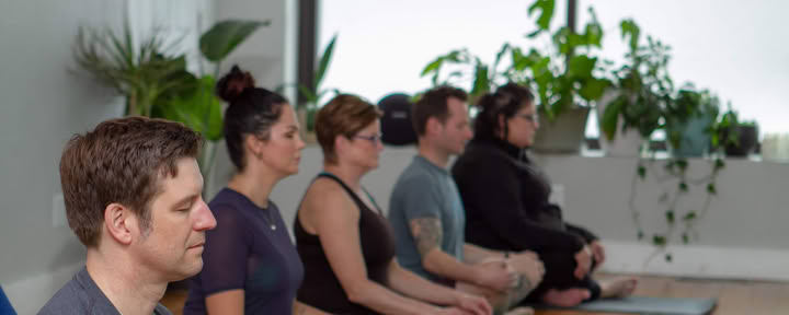 Tisdagar Vinyasa kl. 18.00