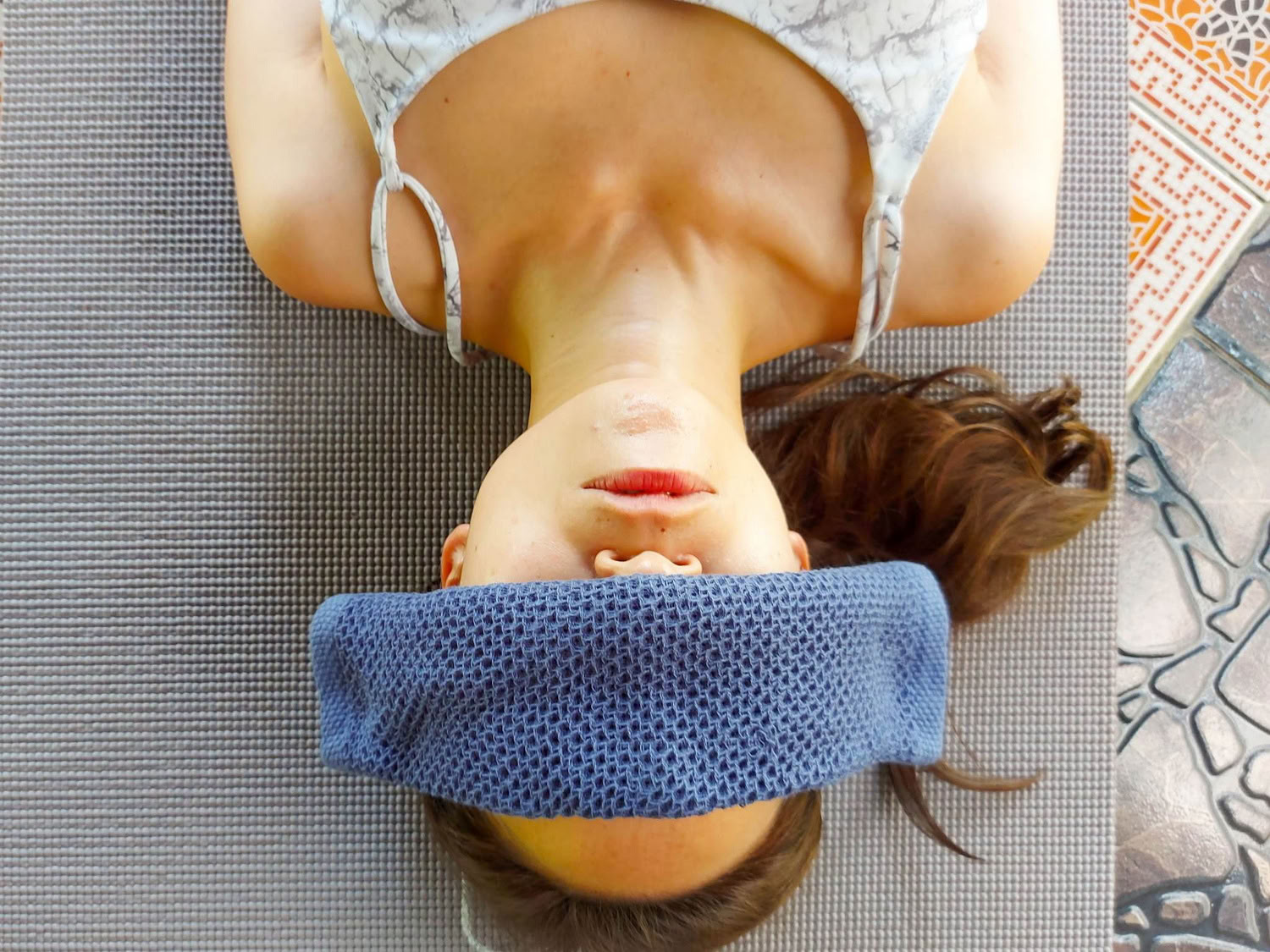 En skål för välmåendet – yoga och vin