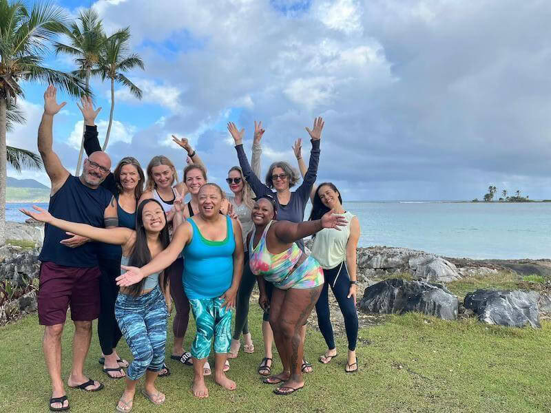 Lycklig vinteryogaretreat i Dominikanska republiken