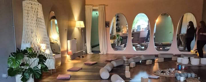 Rör dig väl: yoga och rörlighet 60+