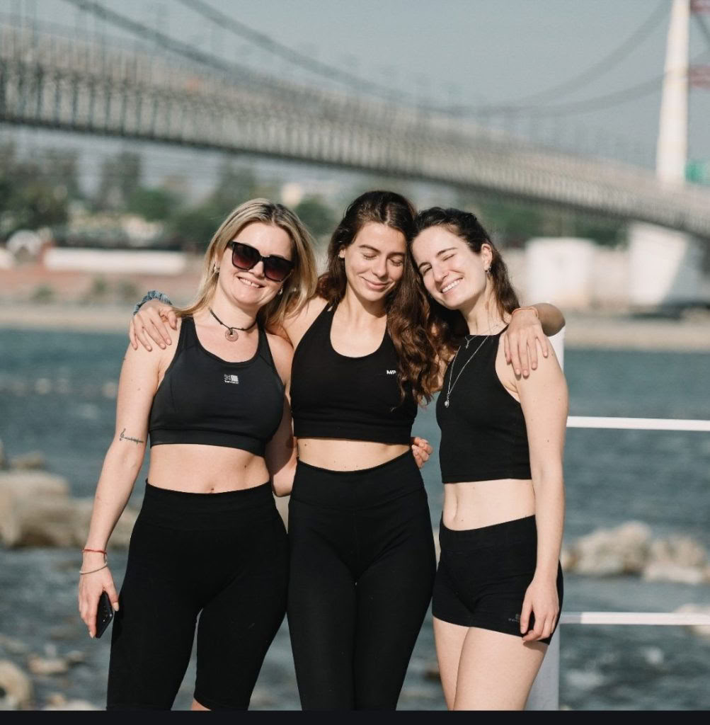 Dynamisk Vinyasa Flow för styrka, rörlighet och energi