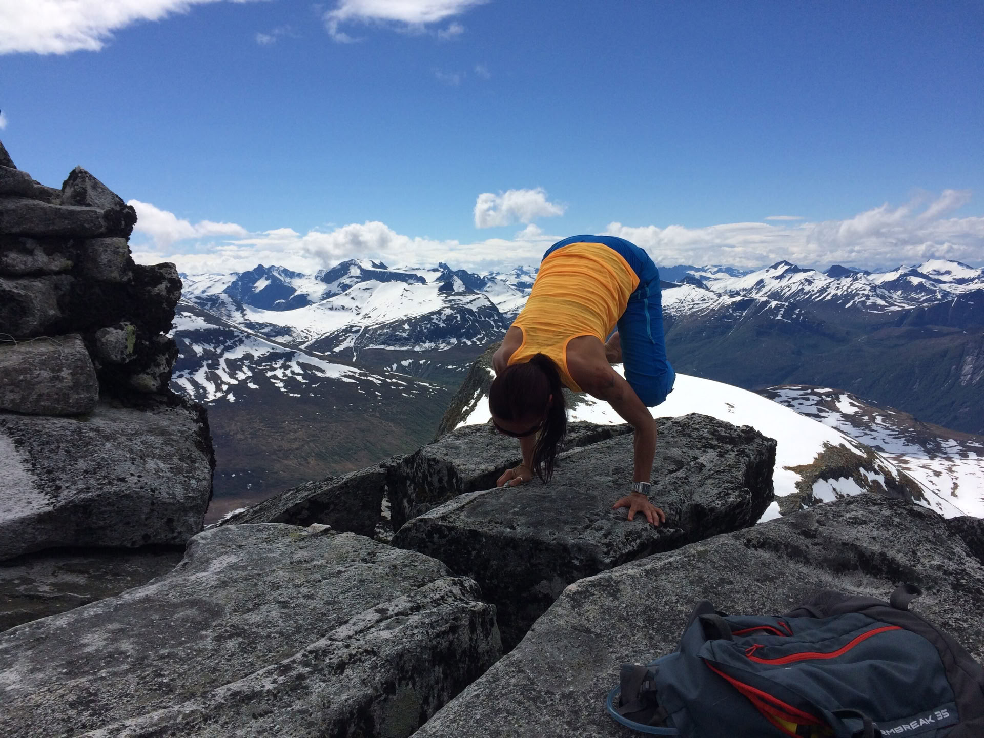 Yoga- och vandringsretreat i Norge – 06.08.2027 för kvinnor och män