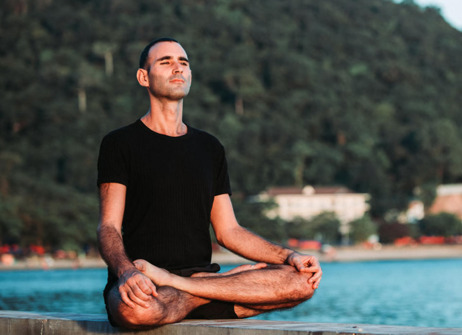 30H CET – Chakrasystemet i praktiken