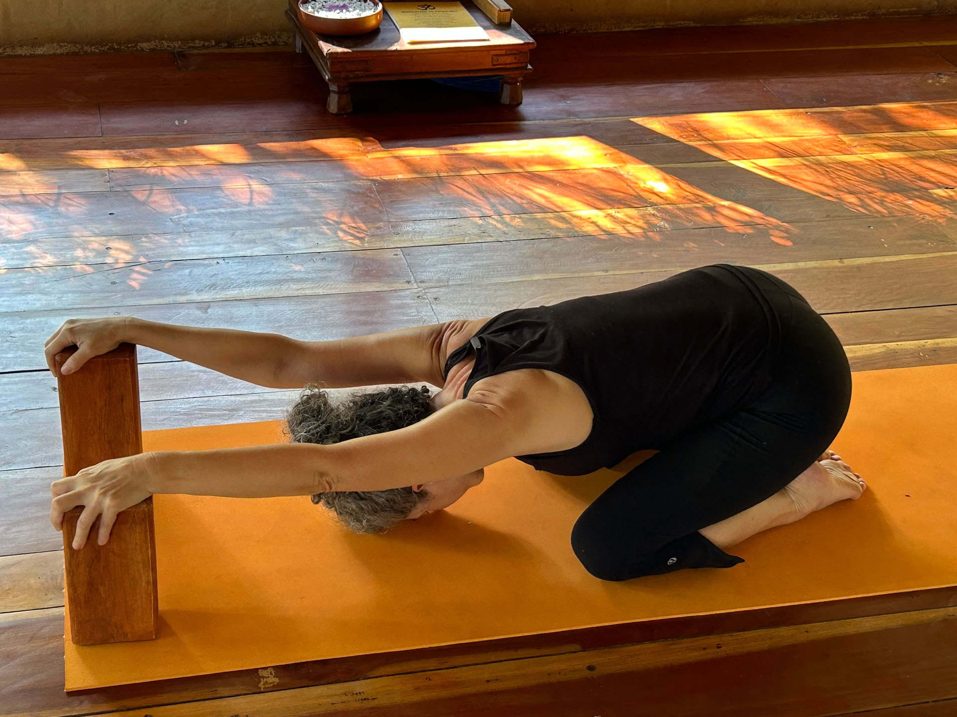 Georgia Marnham - Iyengar-yoga