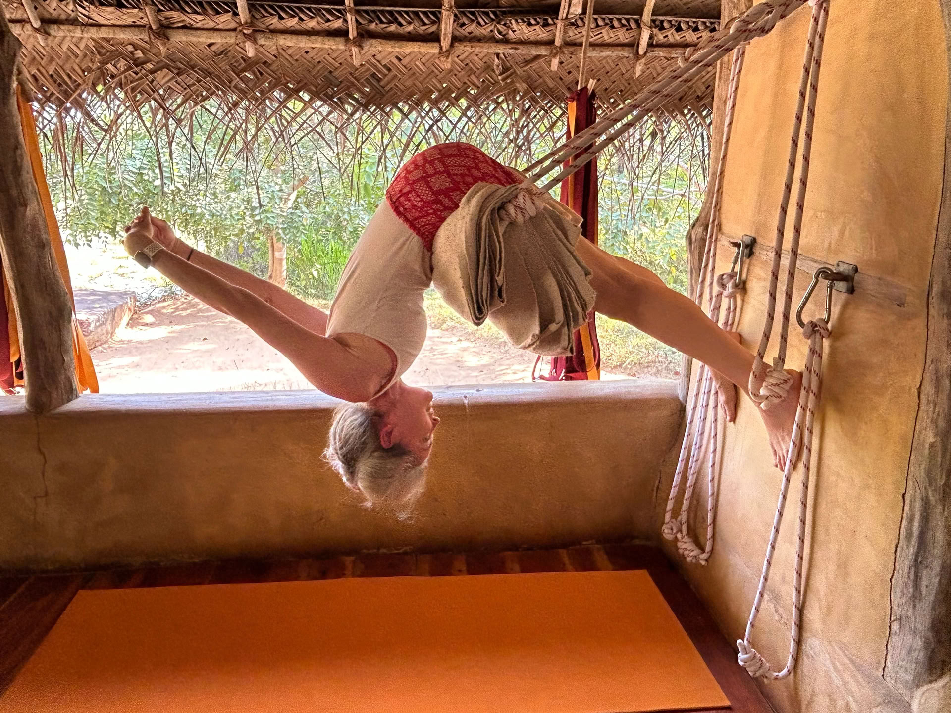 Georgia Marnham - Iyengar-yoga