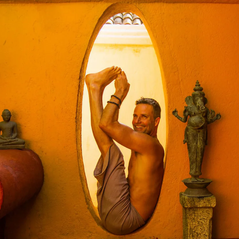 Georgia Marnham - Iyengar-yoga