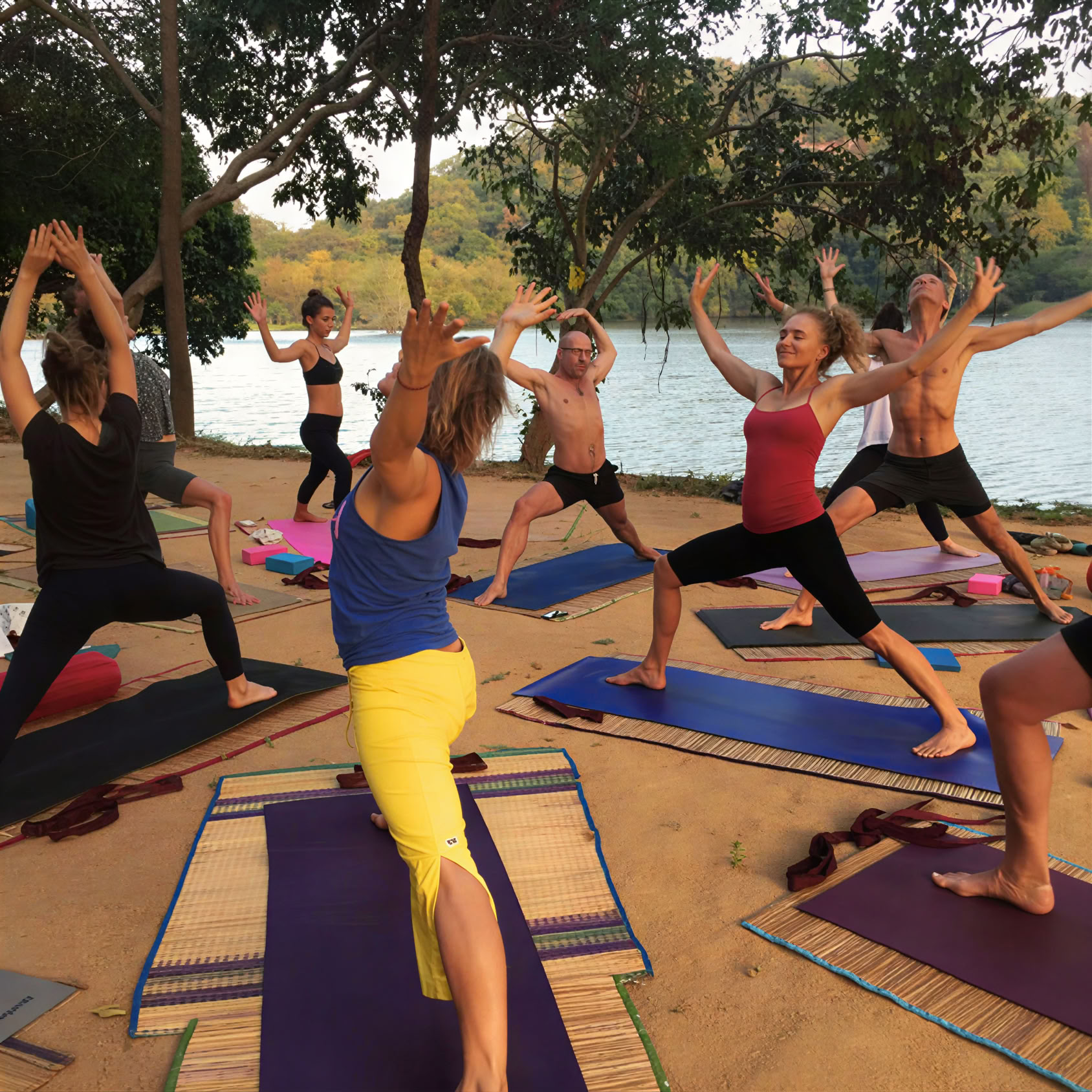 Rob Hess - Jul- och nyårsprana yoga flow
