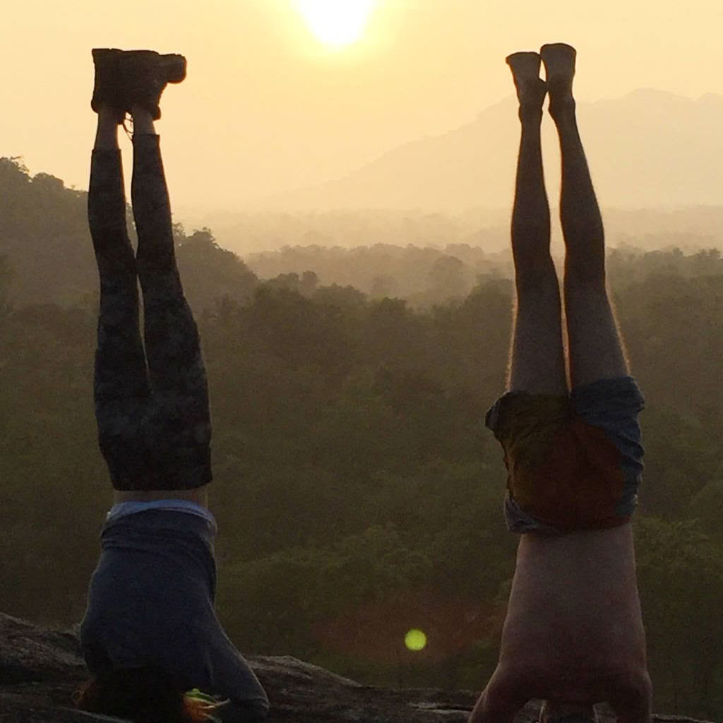 James de Maria - medveten yogaflow