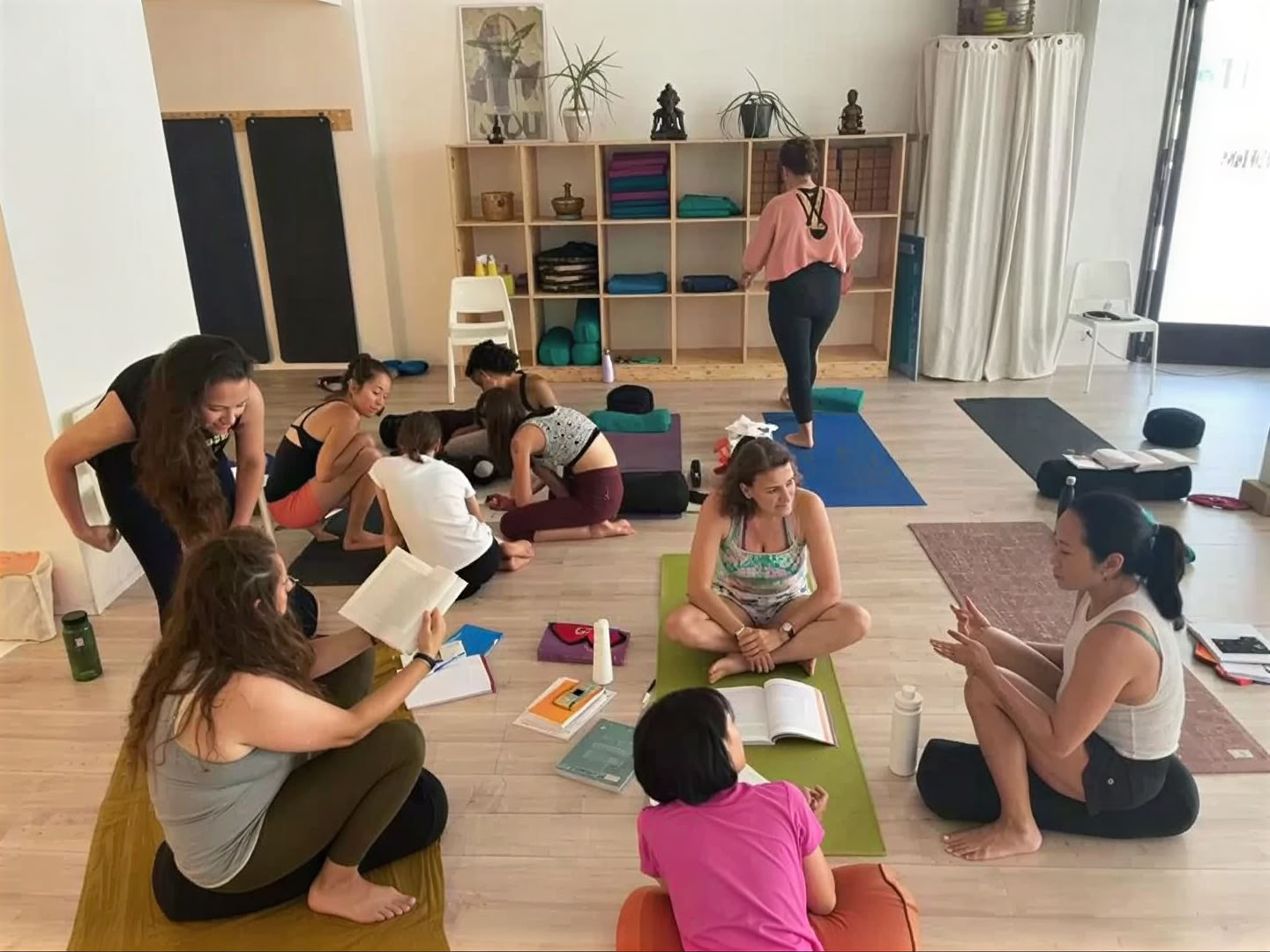 Yoga lärarutbildning i Genève