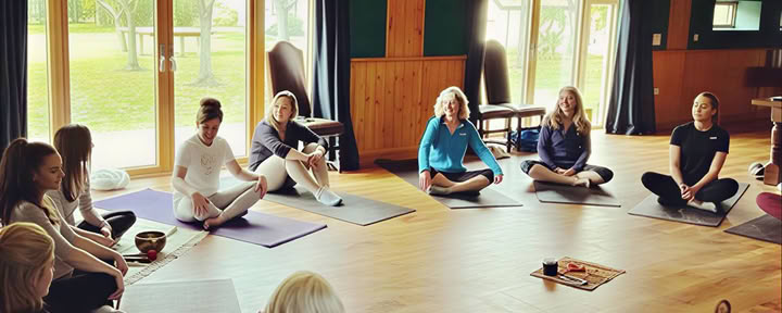 Vildmarksyoga- och sparetreat (januari)