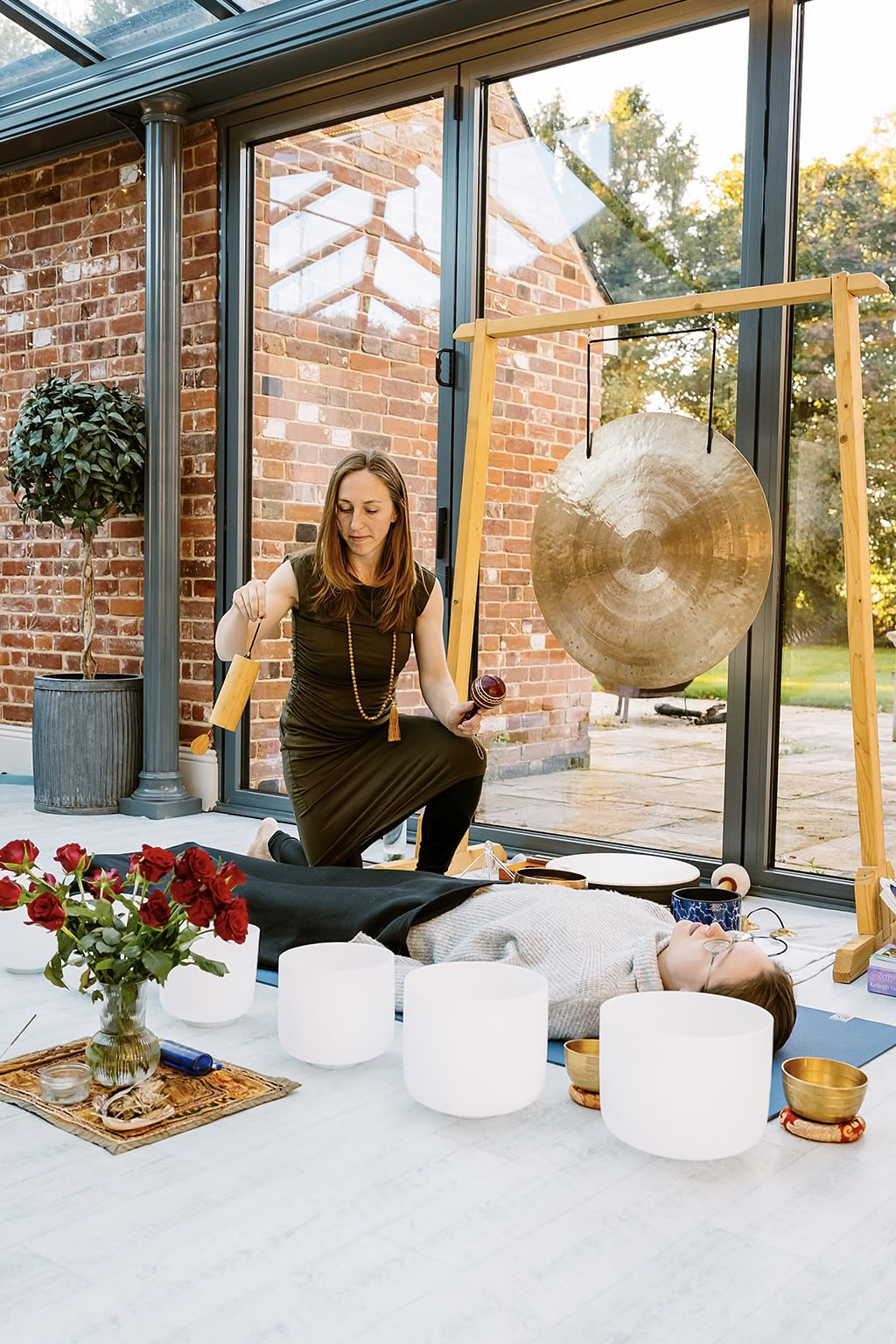 Yoga-soundbath och söndagsstek