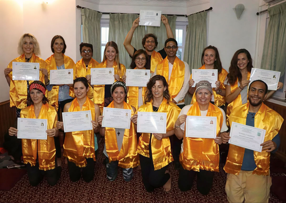 En månads yogaretreat i Nepal