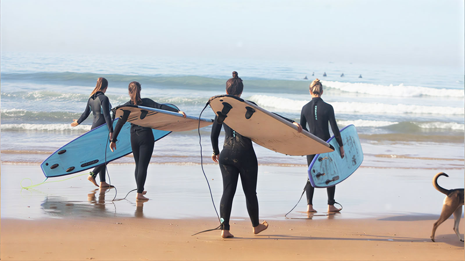 Surf- och yogapaket