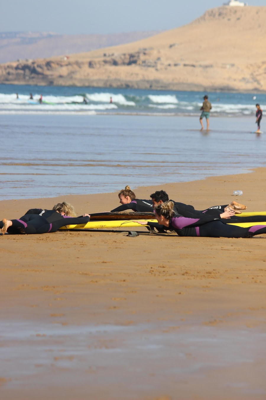 Surf- och yogapaket