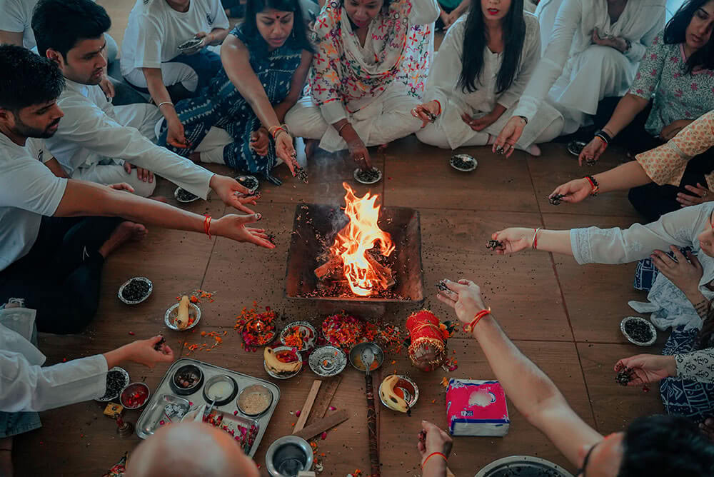 300-timmars yogalärarutbildning i Rishikesh – 1 jan till 28 jan 2027