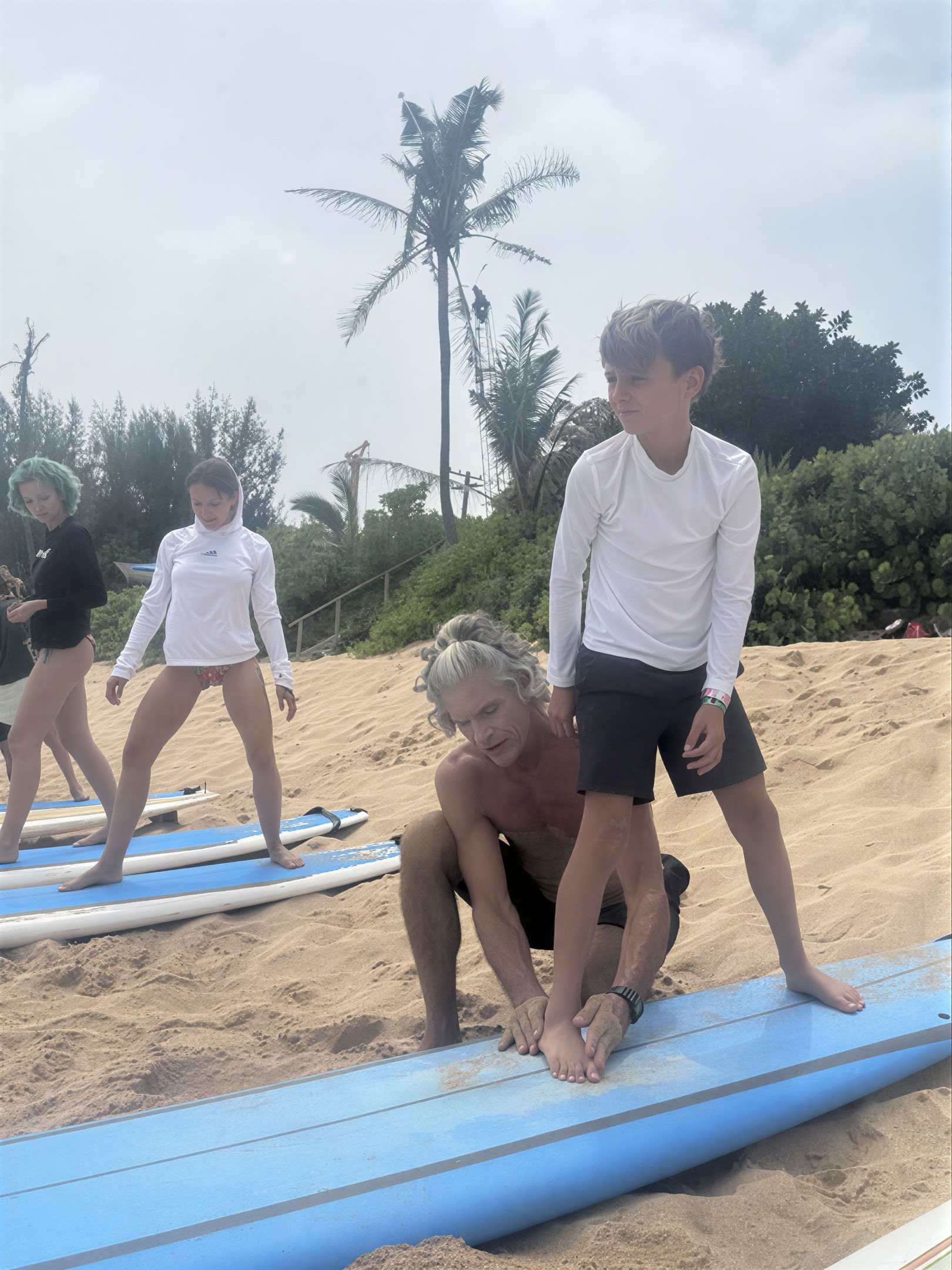 Kort surf- och yogaretreat