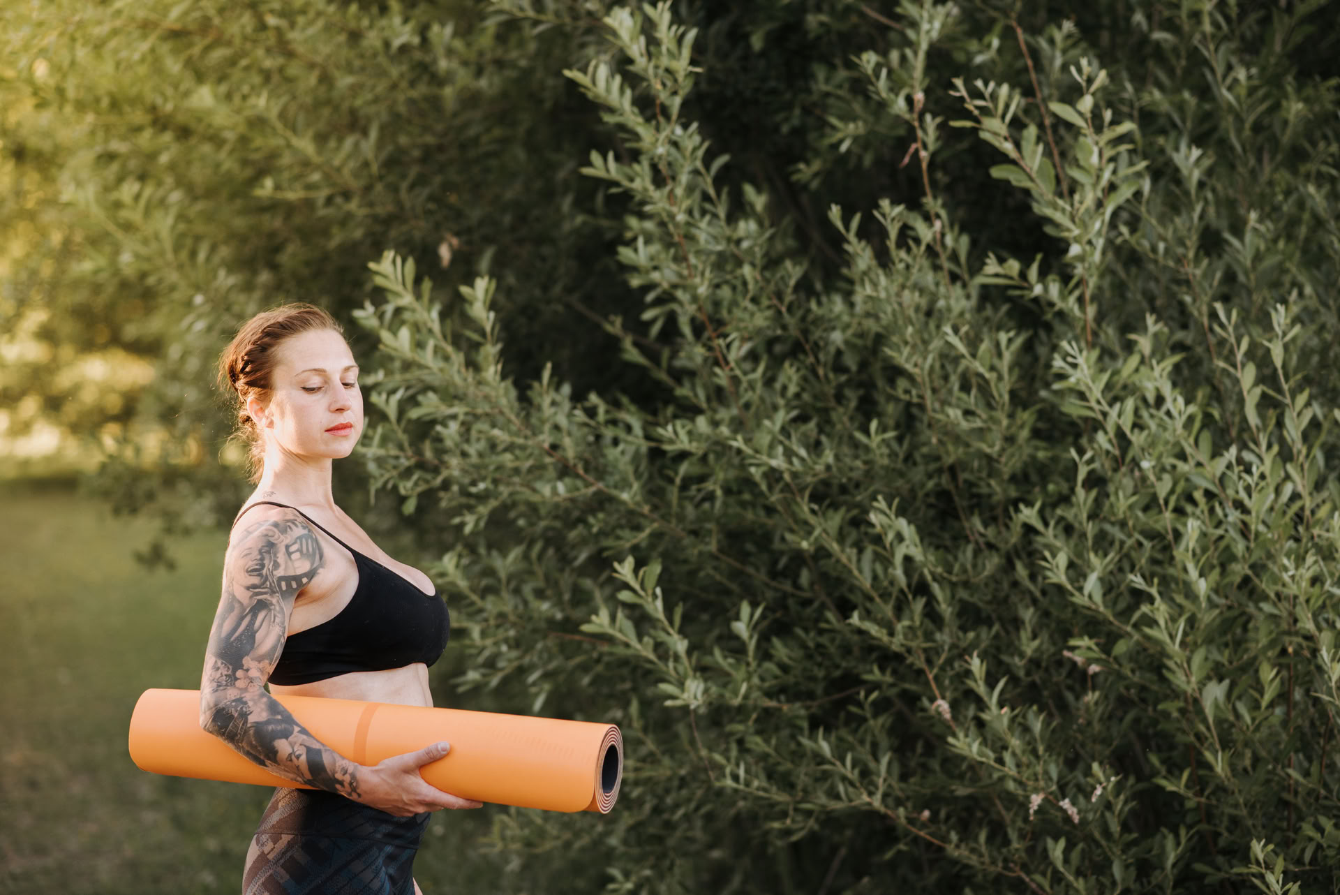 Yoga i naturen på egen hand