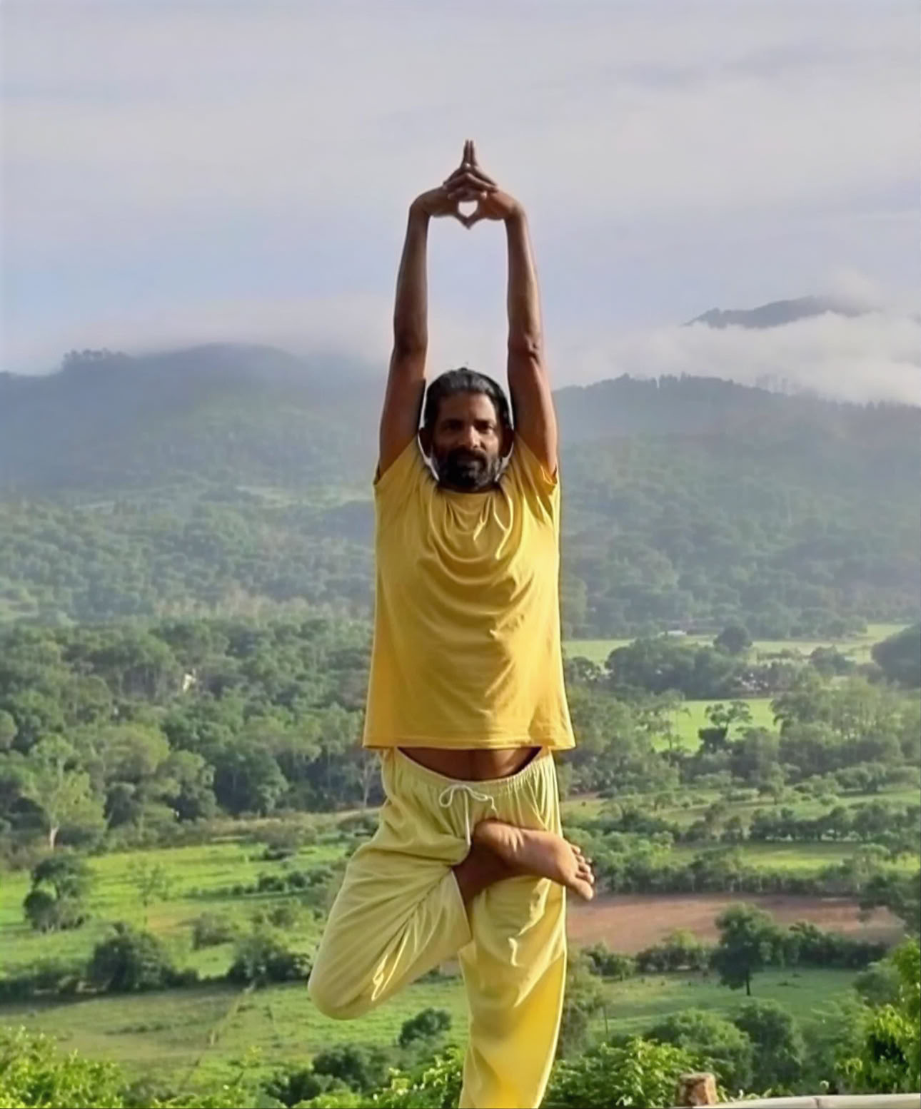 Hatha yoga-retreat med Bhoomaji