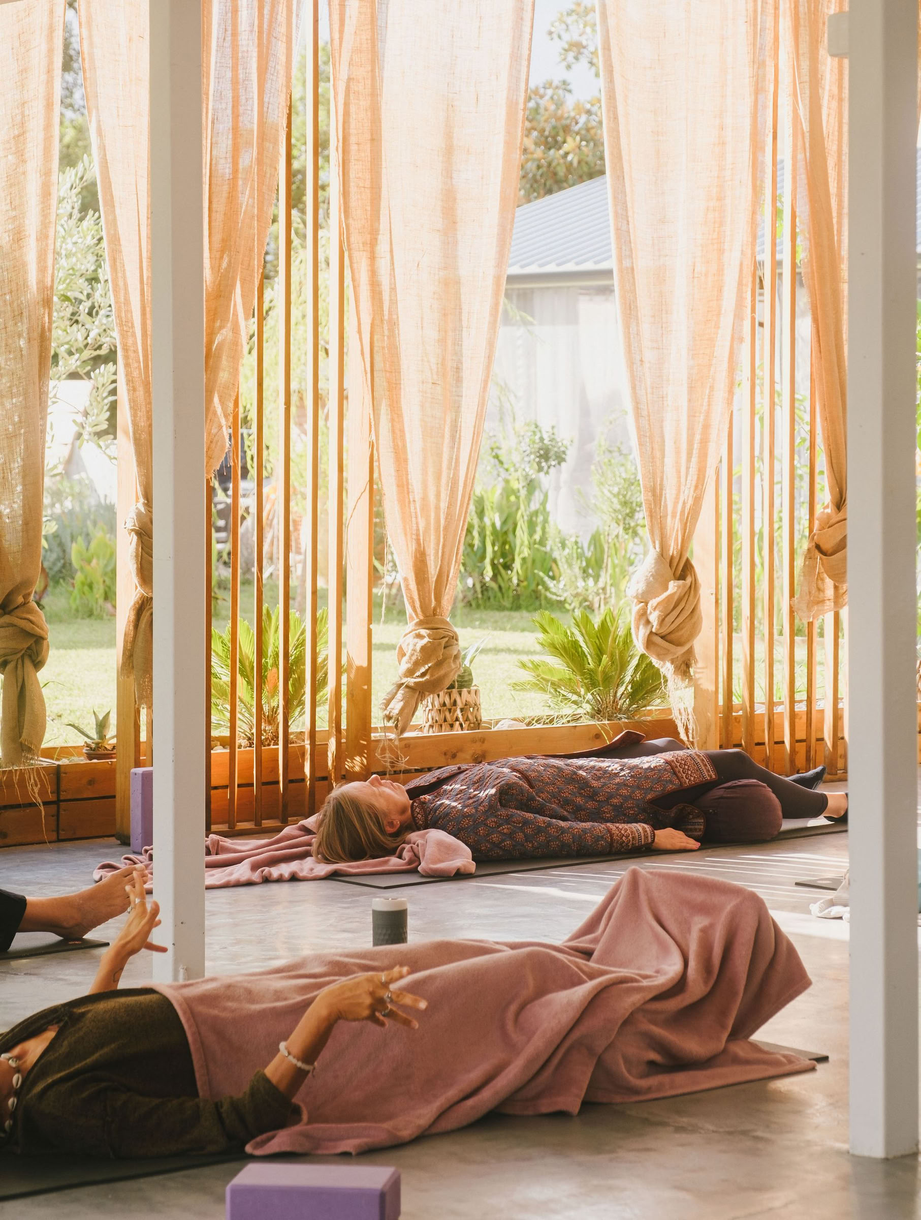 200-timmars grundutbildning i Vinyasa och Yin