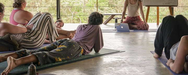 Juni 2025 YogiBeYoga och ayurvedisk lärarutbildning