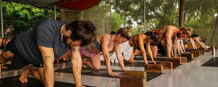 200-timmars yogautbildning i Goa, Indien